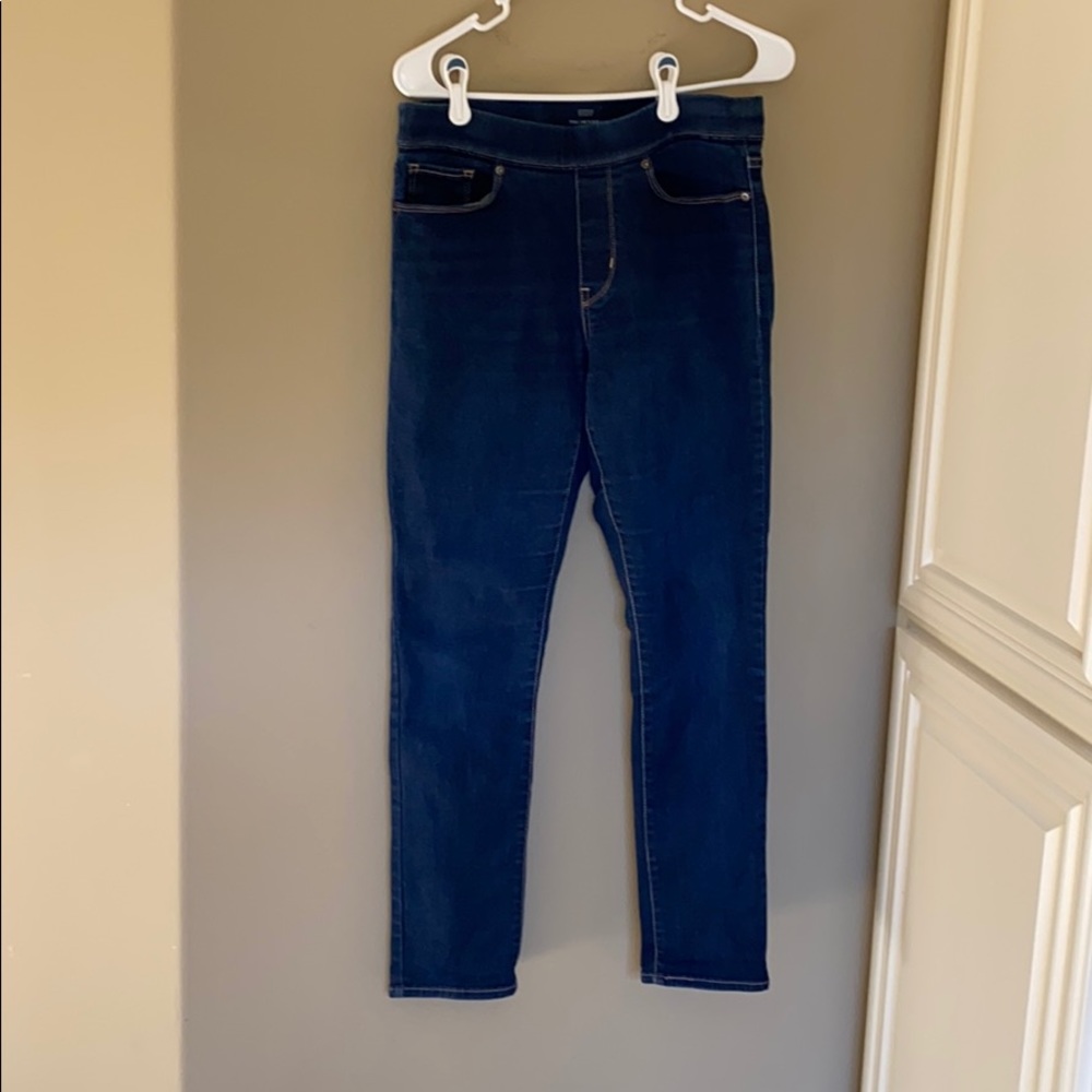 Levi’s Pull On Skinny Jeans